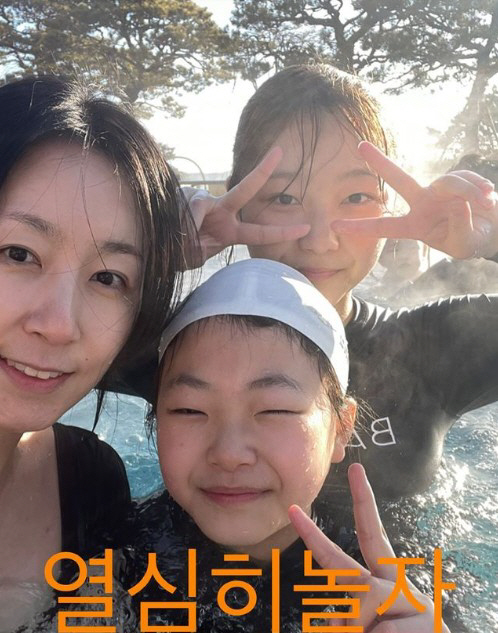 정웅인 세 딸, 母 수영복 노출 절대 안돼…"유교걸즈 딸들"