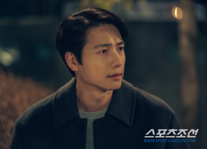 [SC프리뷰]'빨간 풍선' 서지혜-이상우, 애타는 그리움에 '불꽃 키스'…
