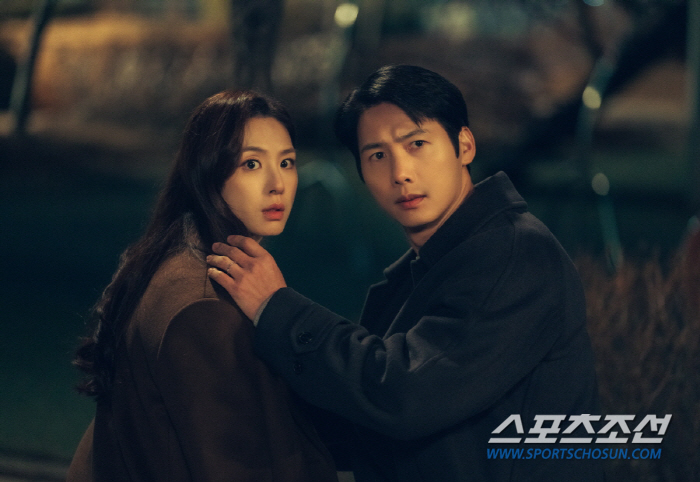 [SC프리뷰]'빨간 풍선' 서지혜-이상우, 애타는 그리움에 '불꽃 키스'…