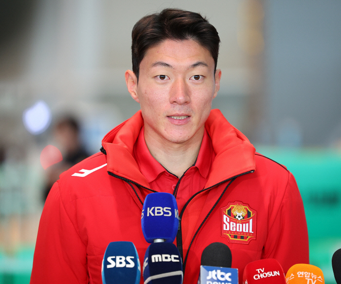 "짧은 6개월,FC서울에 도움되는 선수 될것" 황의조의 비장한 각오