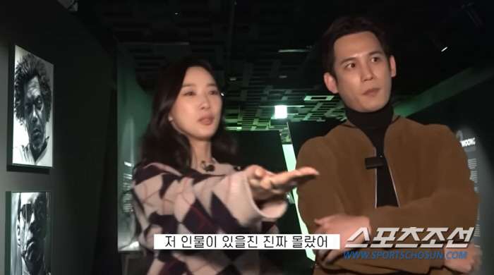 '이청아 남사친' 박기웅, 그림을 이렇게 잘 그렸다고? 롯데타워서 전시회…