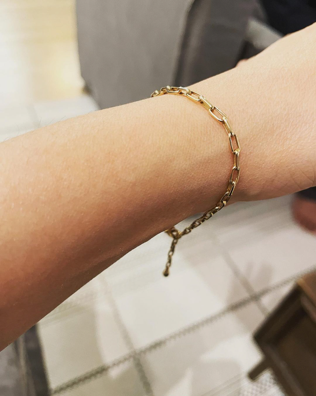 라미란, '금메달' 훈남 아들 잘 키웠네 "첫 월급 탔다고 팔찌 선물"