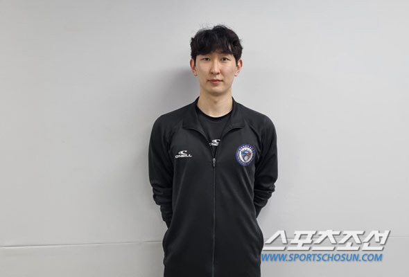"김민재 보면 자극받아…이기고 싶다" 신인상 그너머…김준우의 뜨거운 속내…