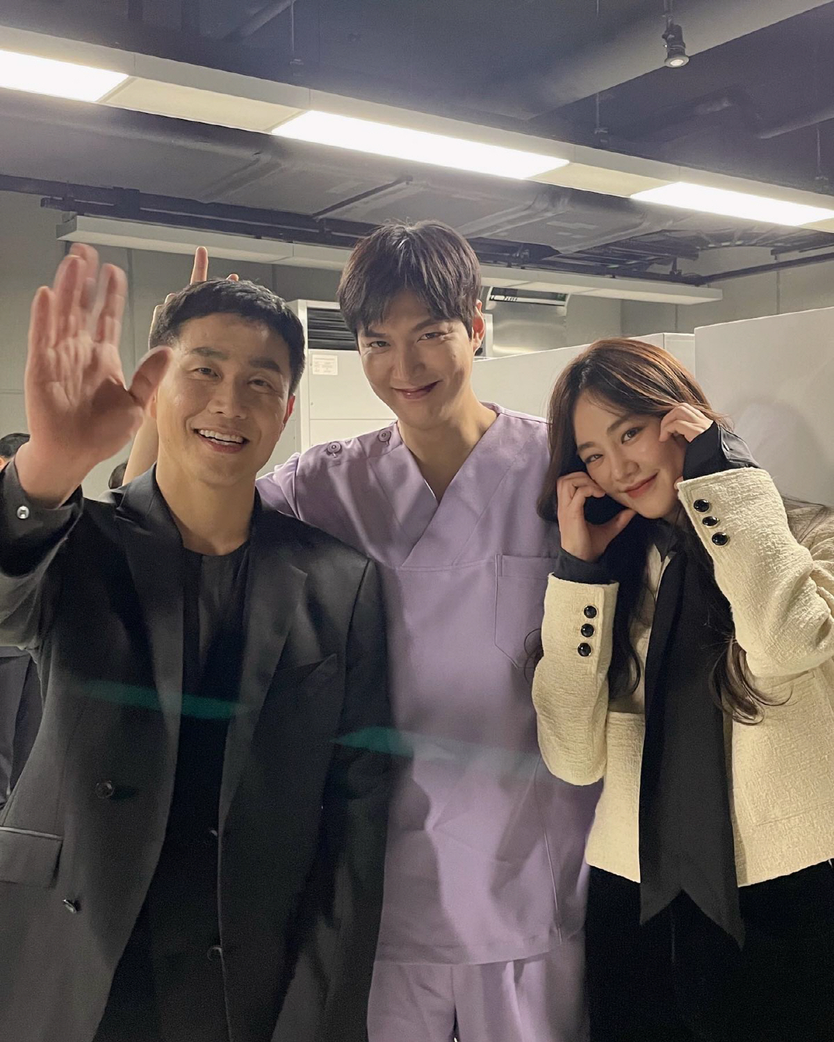 약혼녀는 다르네..이민호, ♥한지은 품에 안고 "마지막 날"
