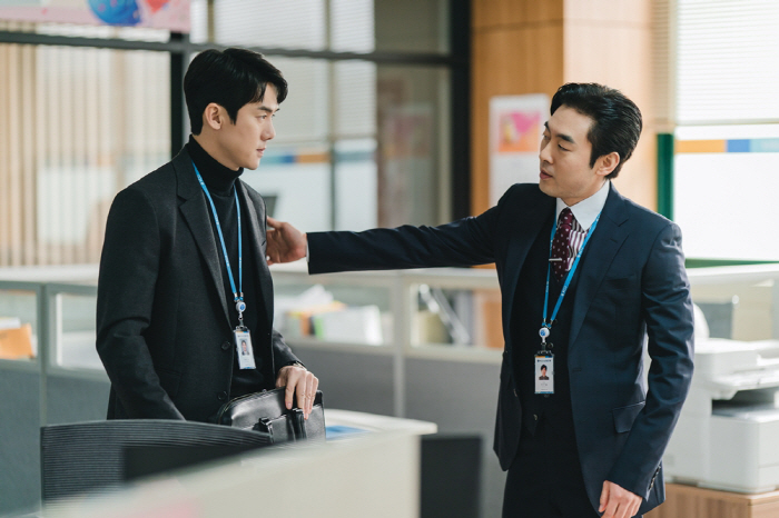 유연석, 문가영 잃고 방황…갑작스러운 이별에 공허한 눈빛('사랑의 이해'…