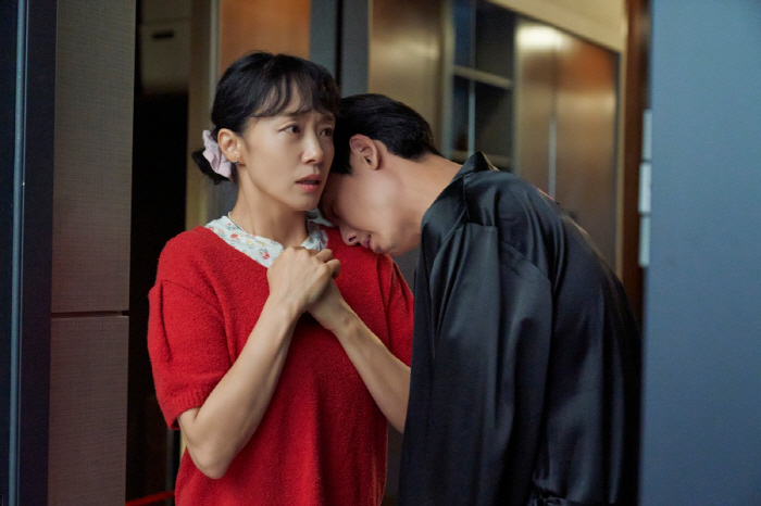 [SC이슈] 전매특허 병약·허약美..'일타 스캔들' 정경호, 로맨스 남주…