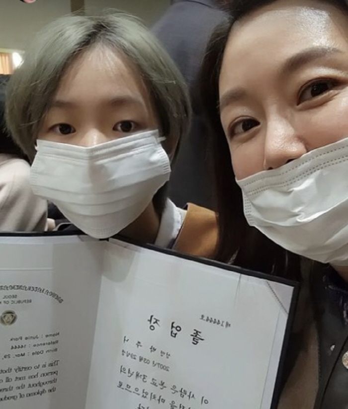 박준형♥김지혜 딸, 국제중학교 졸업→'벌써 연예인이네' 시선 집중