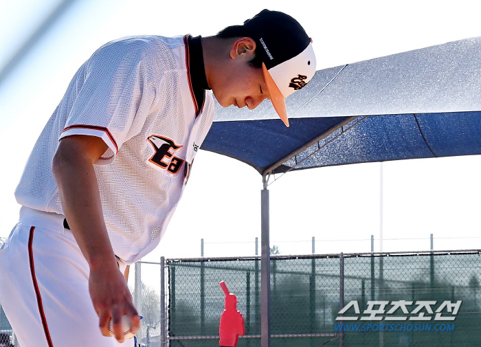 11일 훈련 재개 김서현, 사과 없이 아무일도 없던 것처럼 돌아오나[애리…