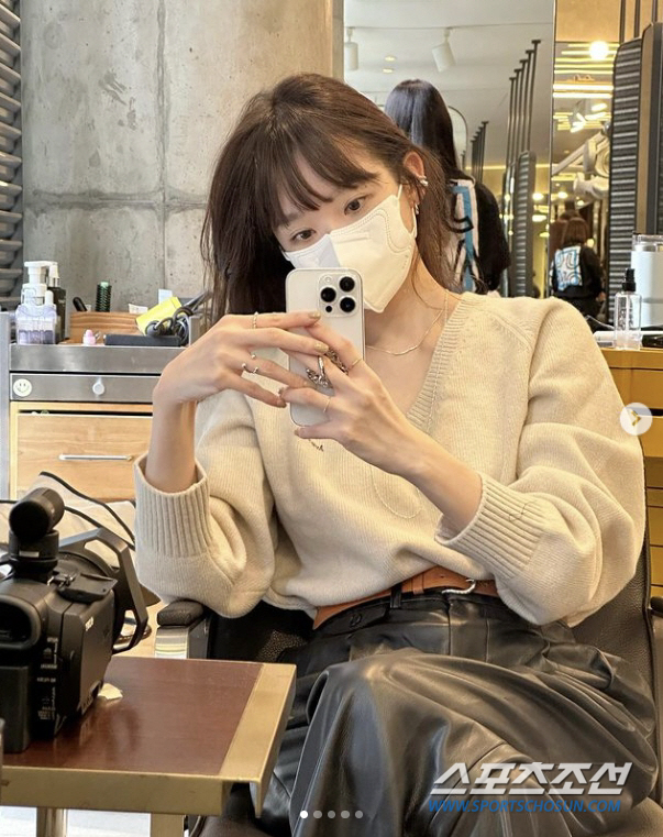 '논란 또 논란' 강민경, 아무일 없었던 듯 'SNS 활동' 재개…"꿈이…