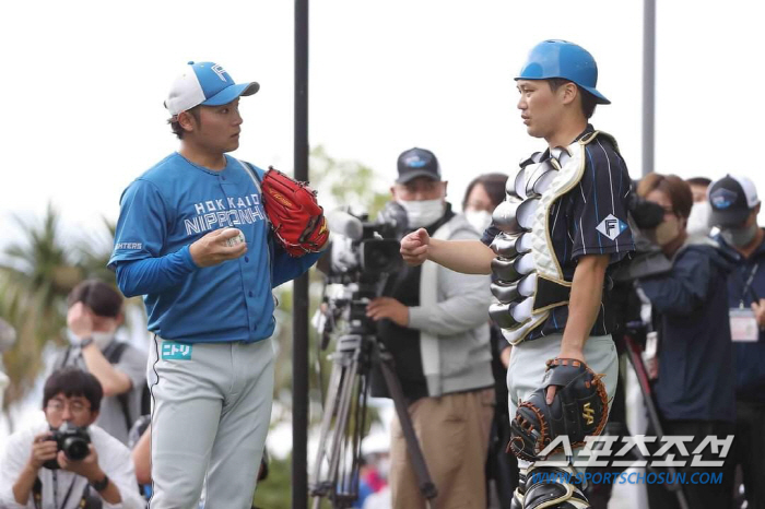 삼성 타자 3명 공 14개로 셧아웃, WBC 일본대표팀 우완 이토, 첫 …