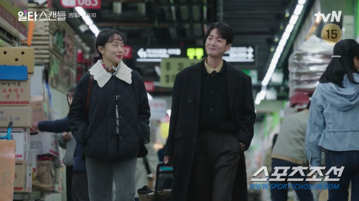 '전도연♥'정경호, '고백→부정→키스' 한 회에 끝냈다! "한번만 나쁜 …
