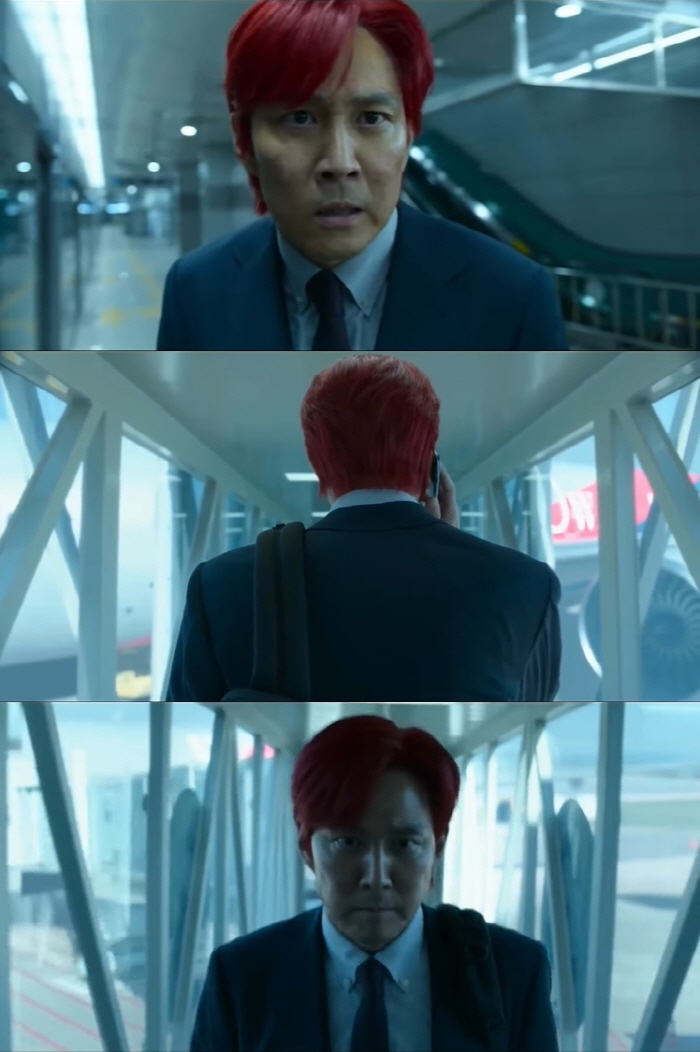 [SC이슈] "진행요원 된 이정재→프론트맨 이병헌 정체 공개"…'오징어 …