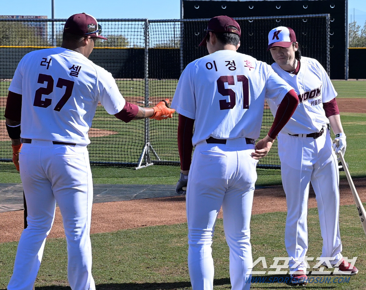 "3할4푼9리-113타점, 어디까지나 KBO 성적" 이정후를 보는 메이저…
