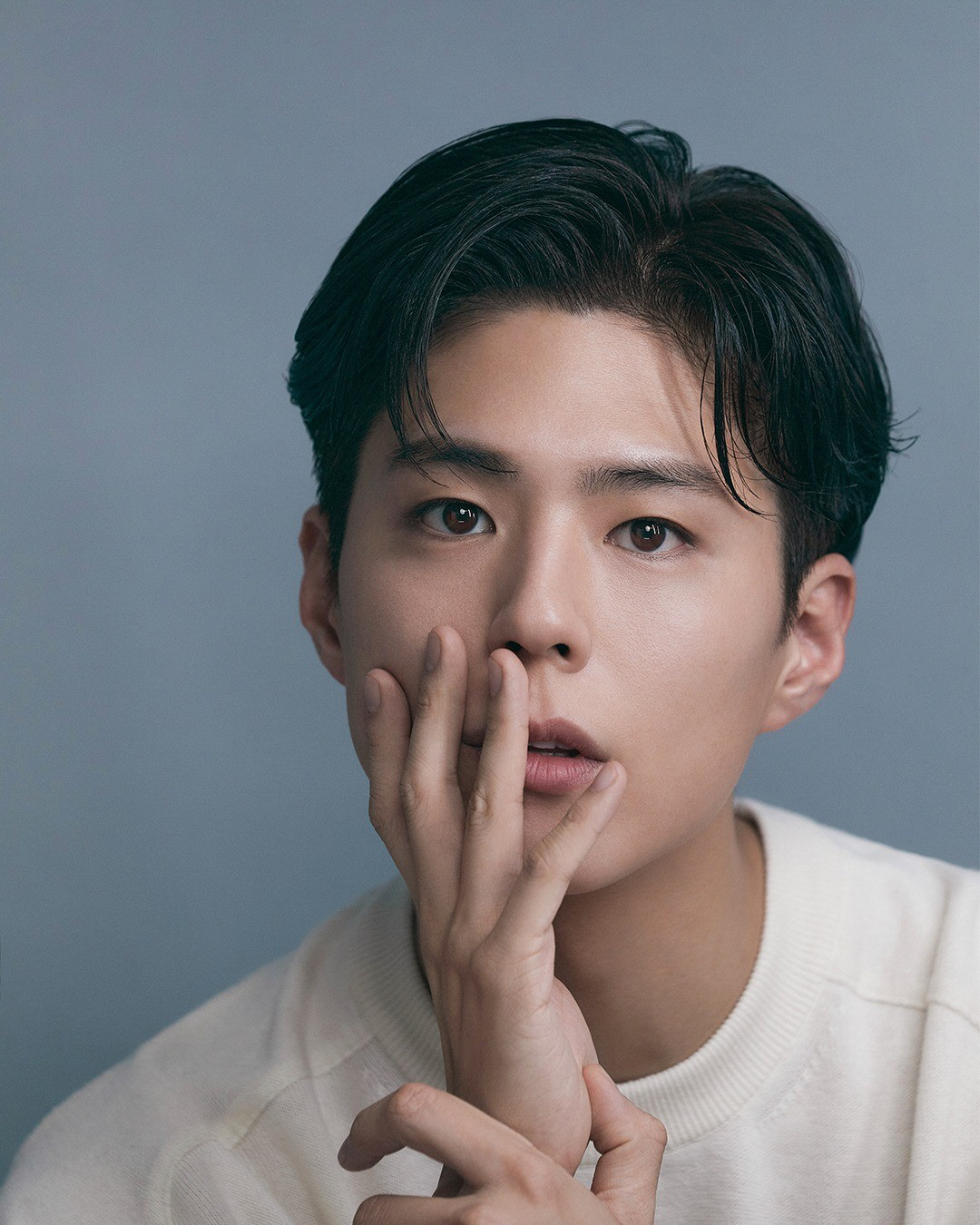 박보검, 첫사랑 기억 조작 비주얼...'힙'해진 새 프로필 공개