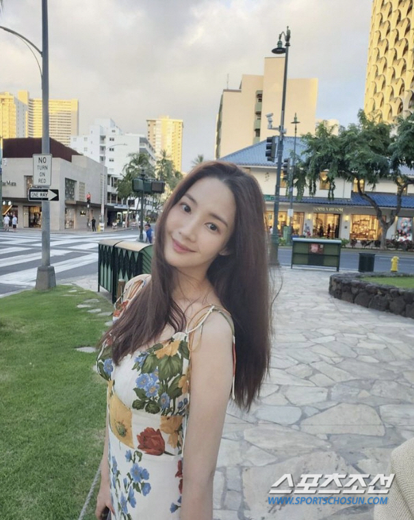 [종합]박민영, '힘찬 2023년' 다짐했는데…'전 애인' 강씨 관련 검…