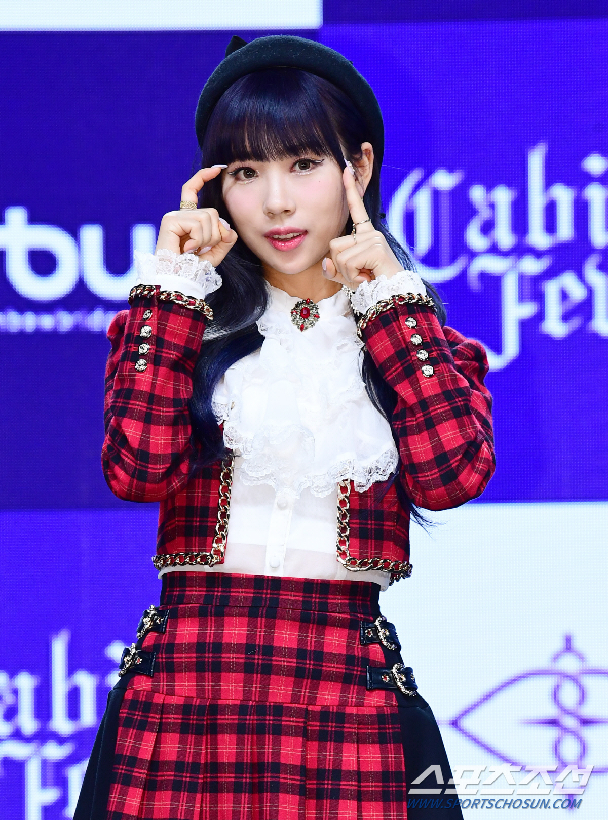 [SC현장] "4세대 복병"…퍼플키스, 첫 6인조 컴백 '스위트 주스'(…