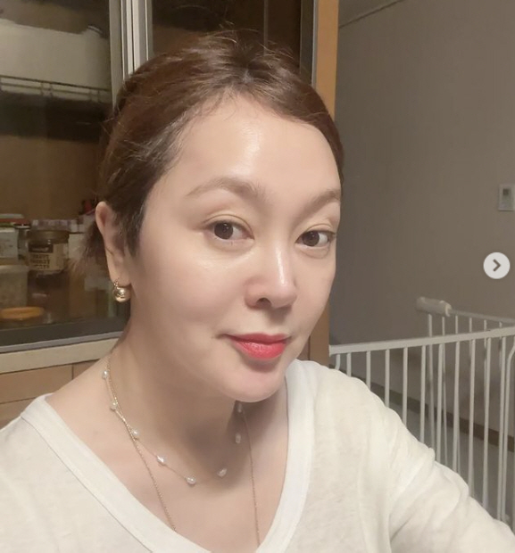 이승연, 달라진 얼굴 "어릴 땐 맨얼굴에 레드립이 시그니처였는데…"