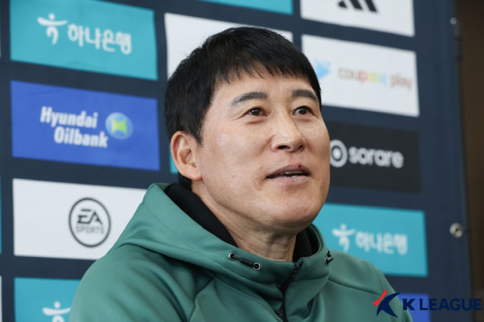 [전훈인터뷰]고정운 김포 감독 "안도하는 순간, 끝이다"