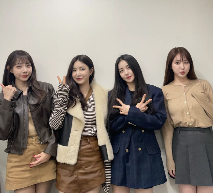 브레이브걸스 유정, 팀해체 심경 "영원한 이별 없다는걸 증명할것…용형 고…