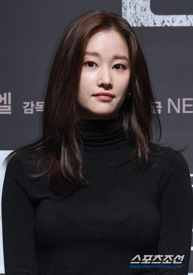 '부친상' 전종서, 아버지를 향한 절절한 마음 "데뷔와 동시 병을 진단 …