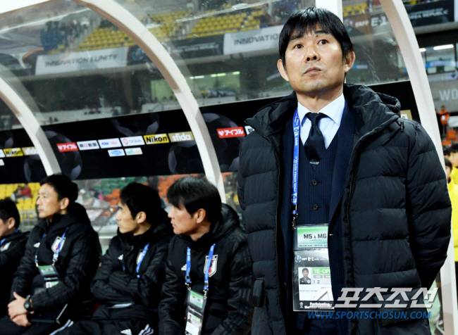 '야구의 나라' 아니었나…WBC 일본대표팀 개막전 시구자로, 모리야스 축…