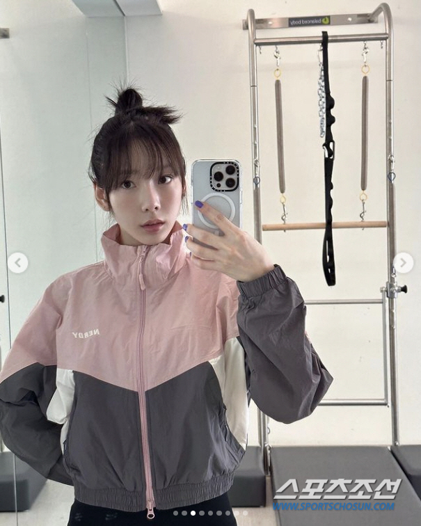 [종합]'SM 대표가수' 태연, 어느 편에 설까? "열심히들 산다"는 누…