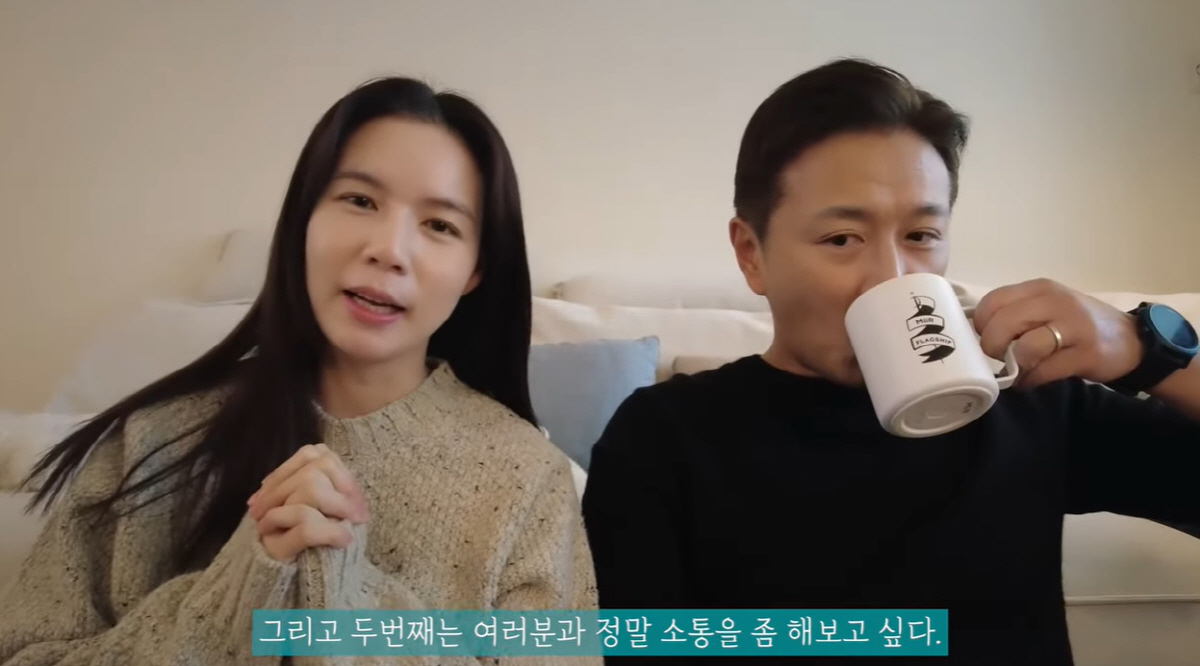 박시은♥진태현 "남들과 사는 방향 달라서 사생활 탈탈 털려" ('작은테레…