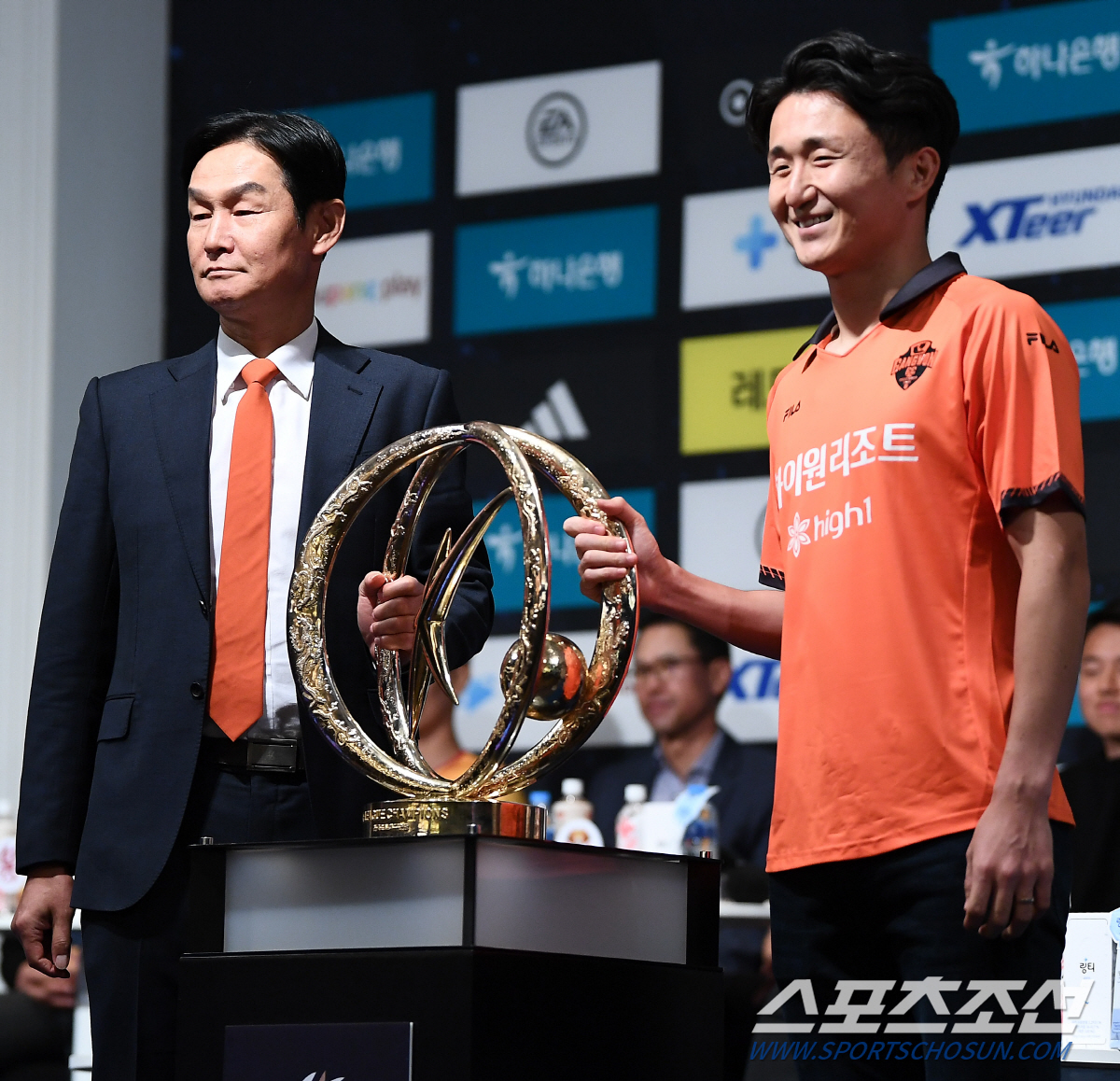 [K리그1 미디어데이]'프로 참석러' 최용수 감독, 임창우에 '버럭'한 …