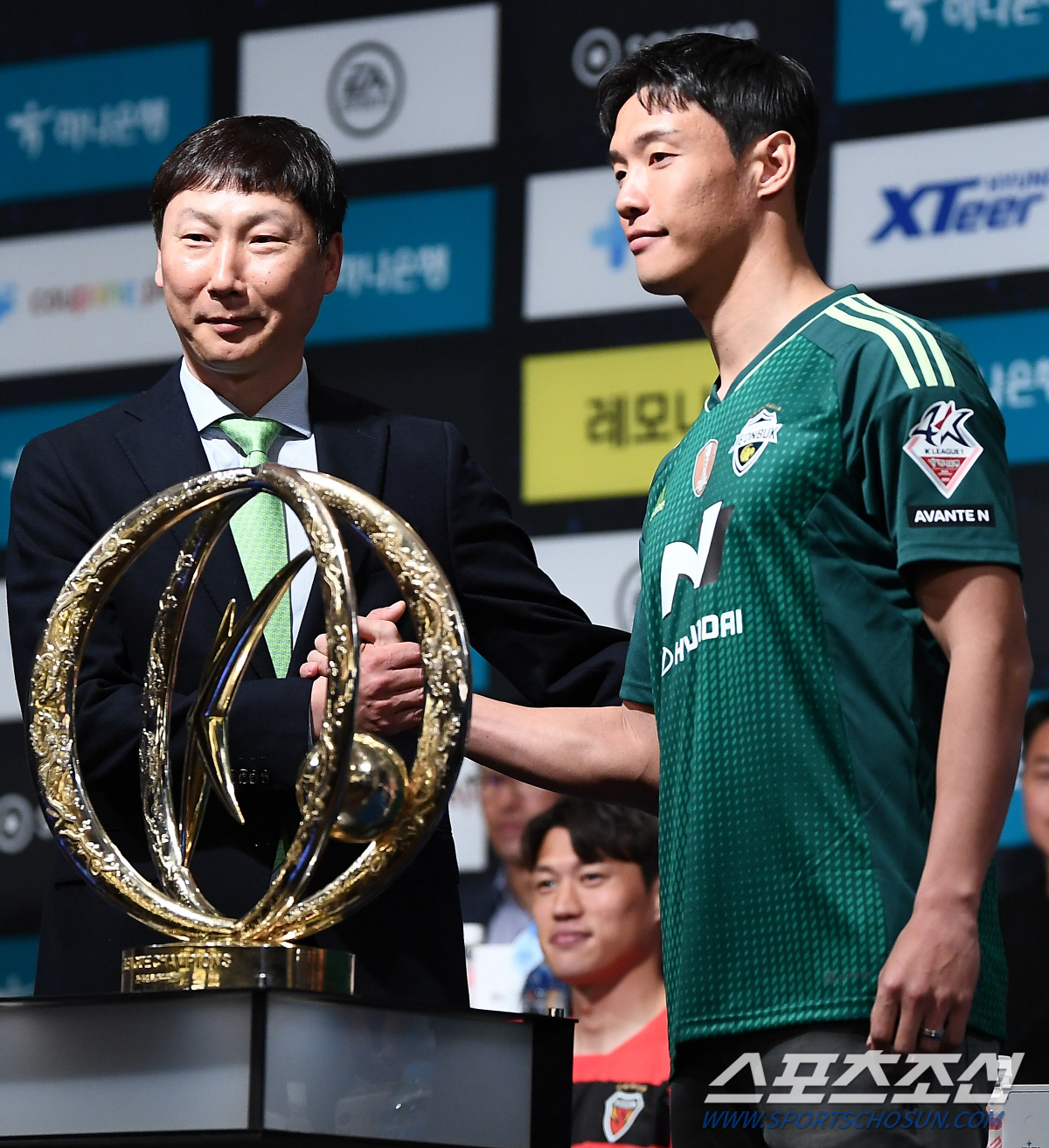 홍명보의 여유, 최용수에게 화살 돌린 김상식…올해도 '2강'은 '현대가'