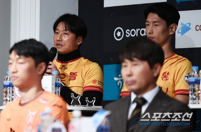 [K리그1 미디어데이]공기 바꾼 '신스틸러' 이정효 감독-'분위기메이커'…