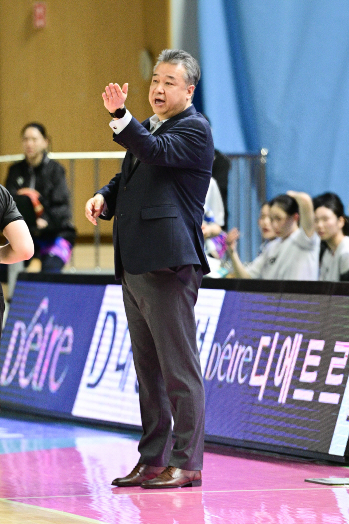 임근배 삼성생명 감독, "선수들 스스로 잘 풀어줬다"