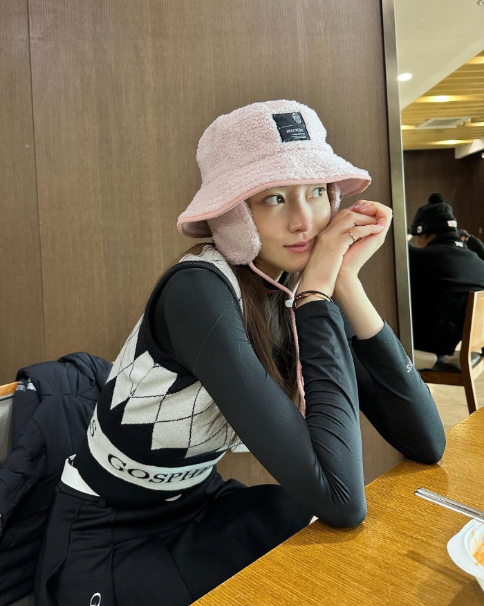 서하얀, ♥임창정보다 큰 176cm 황금 비율...CG아닌가요?