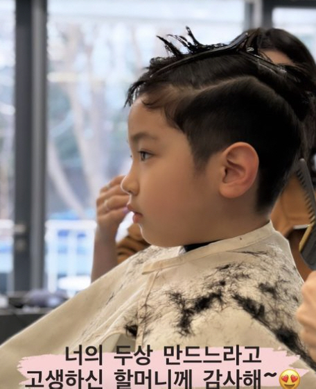 채림 아들, '타고나길 잘생긴 두상' 누구 닮았나 했더니…