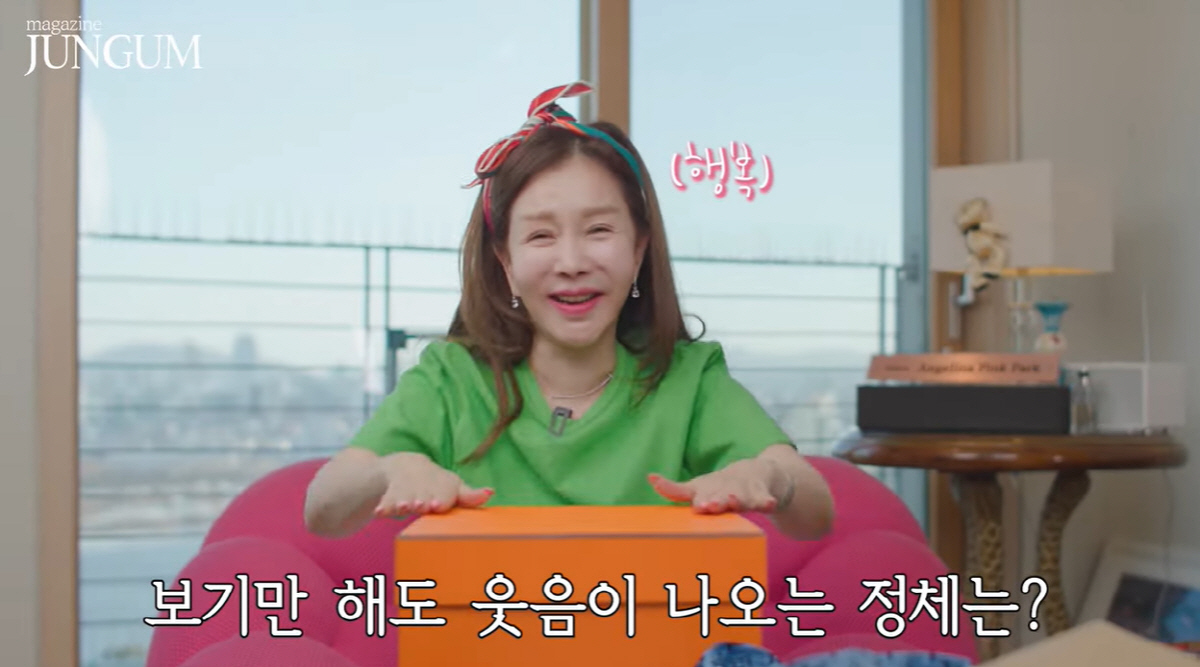 박준금 "H사 가방 사고 싶어서 1년 기다려...완벽한 가방 받았다" (…