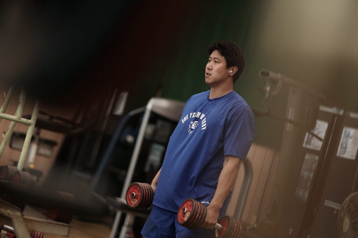 피렐라보다 강렬한 존재감, 해외파 출신 슬러거의 귀환...경쟁효과 본격화…