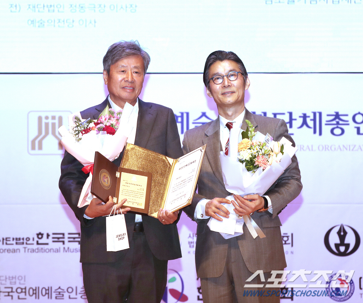 방극대 UCC그룹 회장, 대한민국예술문화대상서 '문화공로상' 수상