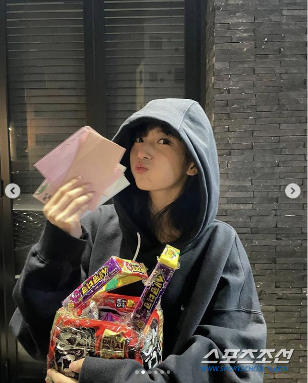 수지, '미쓰에이' 시절 '섹시 댄스' 선보여. '이두나' 촬영 끝난게 …