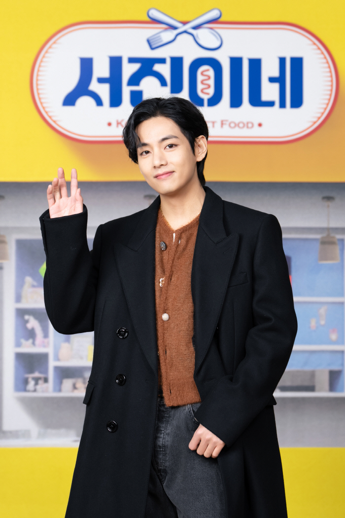 '서진이네' 뷔, '사장 이서진'과 출근 차량부터 '대충돌'…오렌지주스가…