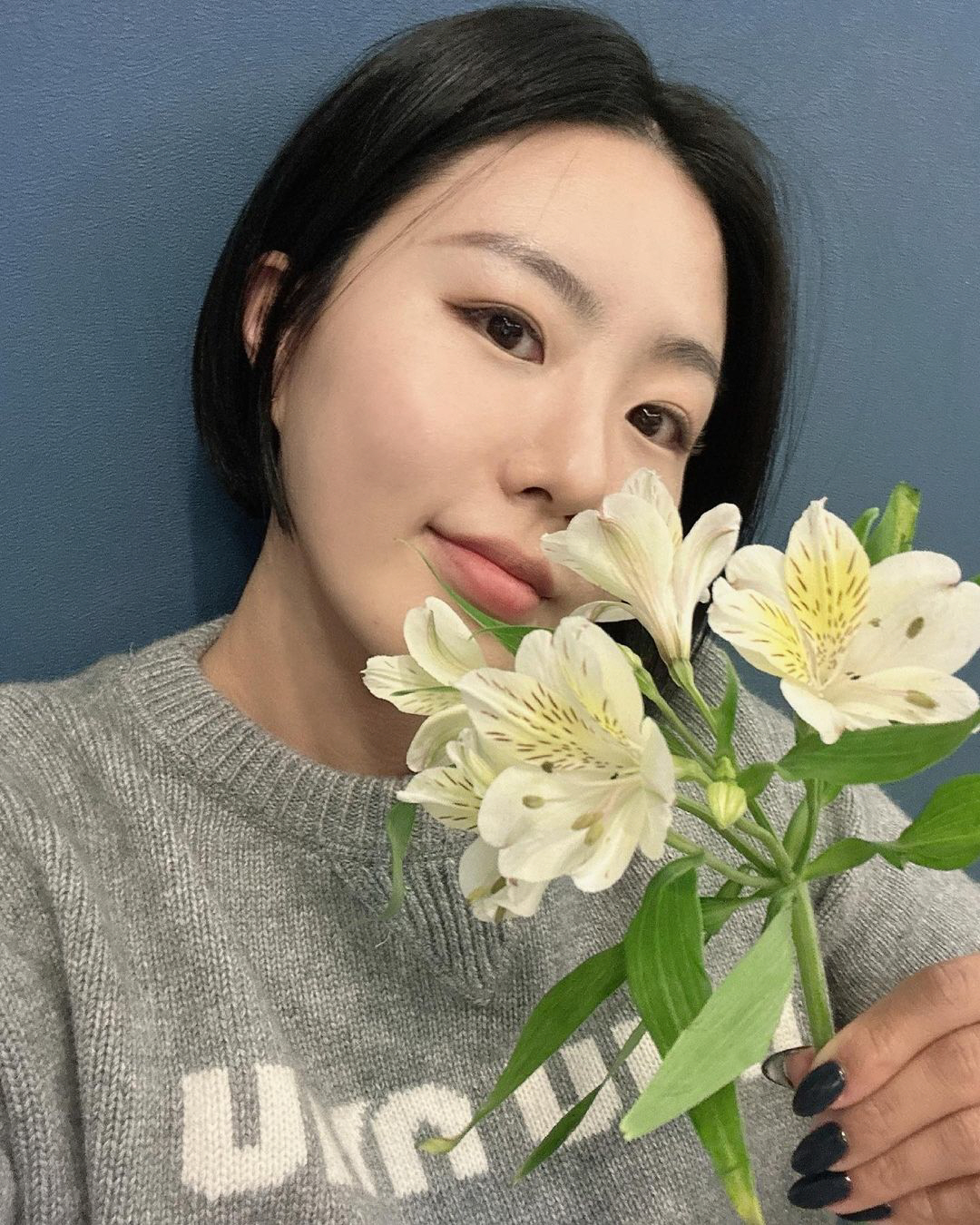 '강남♥' 이상화, 스스로 인정한 '잘생김'…꽃을 든 '빙상황제'