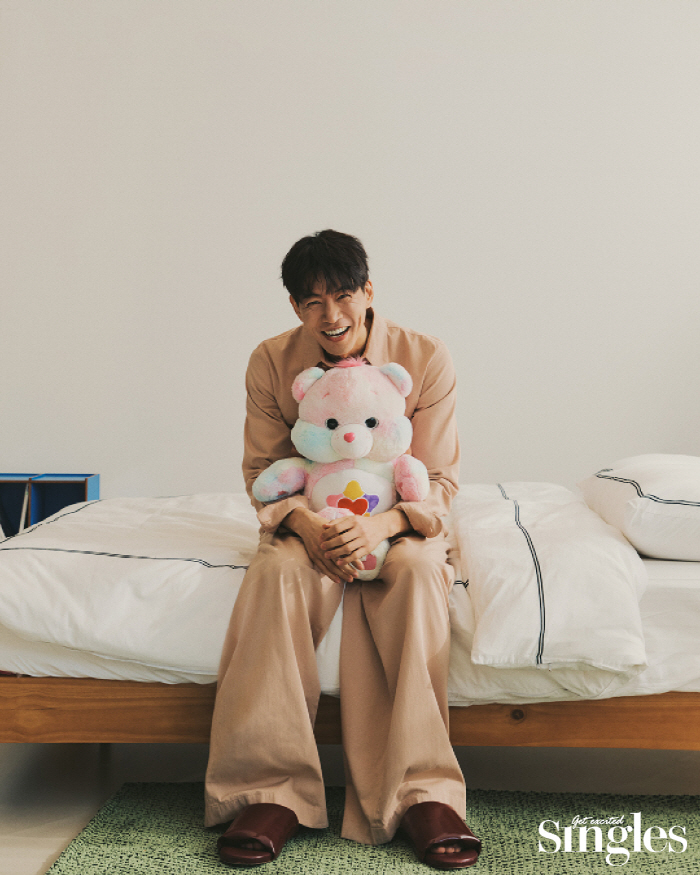 '판도라 컴백' 이상윤 "산티아고 순례→예능→연극, 연기 답답함 깼다"