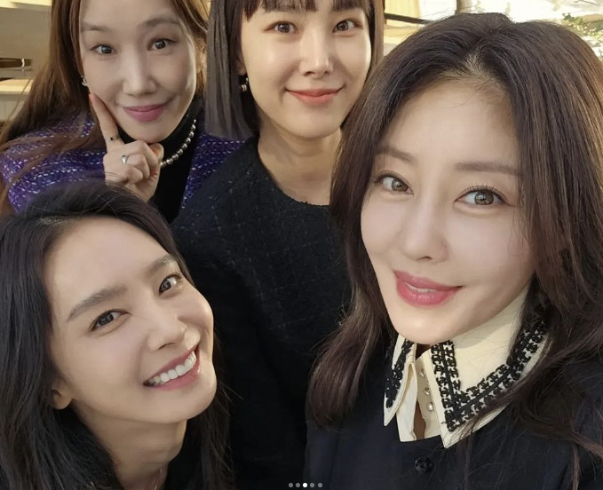 조민아, 8년 참은 '쥬얼리 불화' 폭로 "결혼식 초대 NO, 셋만 방송…
