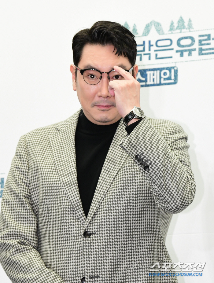 '텐트 밖은 유럽' 조진웅 "제작진 다녀온 2주 사이 기후변화..의도 의…