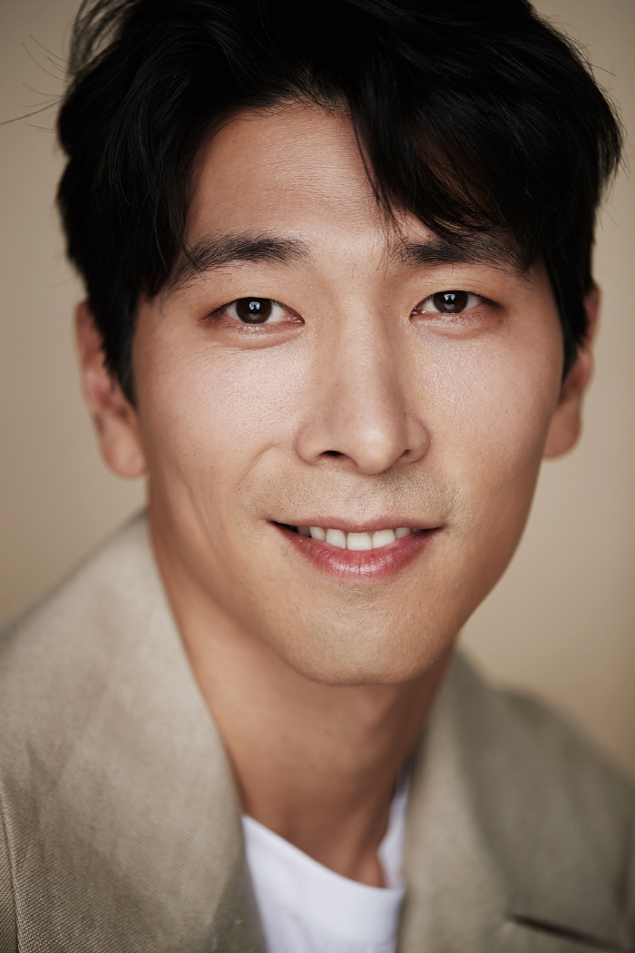 '신스틸러' 이상원, '대외비'서 존재감 폭발..이성민 심복 안실장役 강…