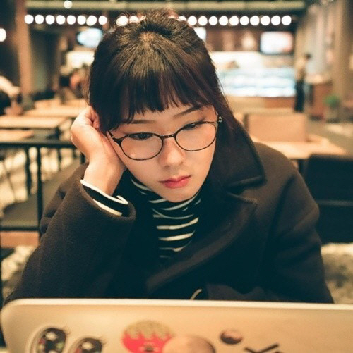 웹툰작가 안나래, 이혼 알렸다 "암 투병 중 남편이 불륜 저질러"