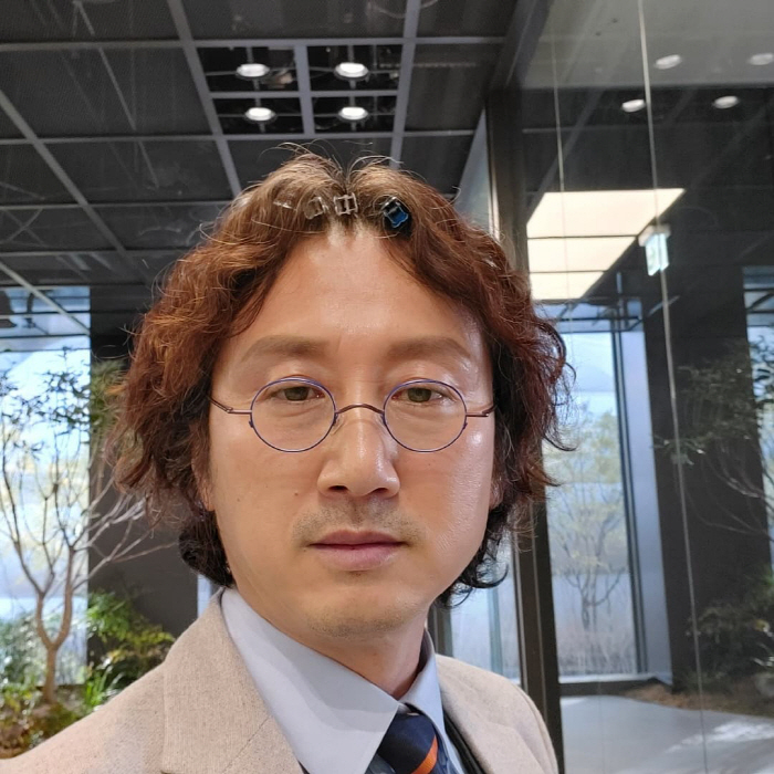 "'종말의 바보', 모두 물거품 되려 해" 유아인 민폐에 호소한 배우 […