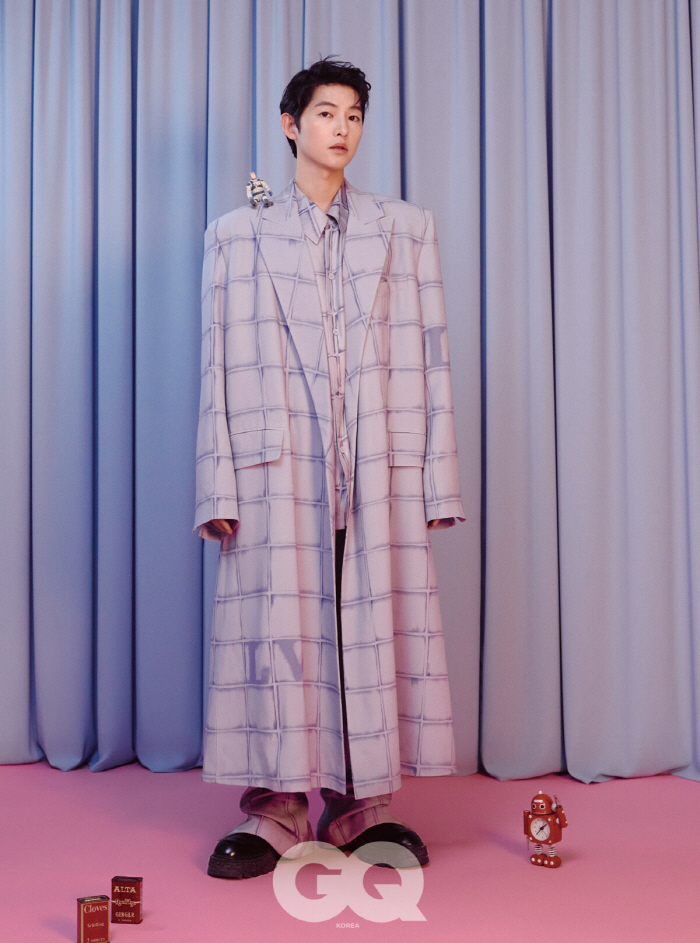 송중기 “아빠되기 전, ♥케이티와 데이트 많이 하고파”