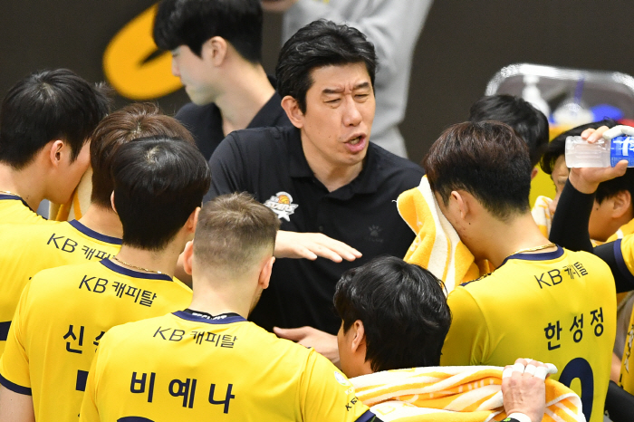 충격 요법도 소용 없었다…봄 배구 꿈도 그렇게 사라졌다[의정부 리포트]