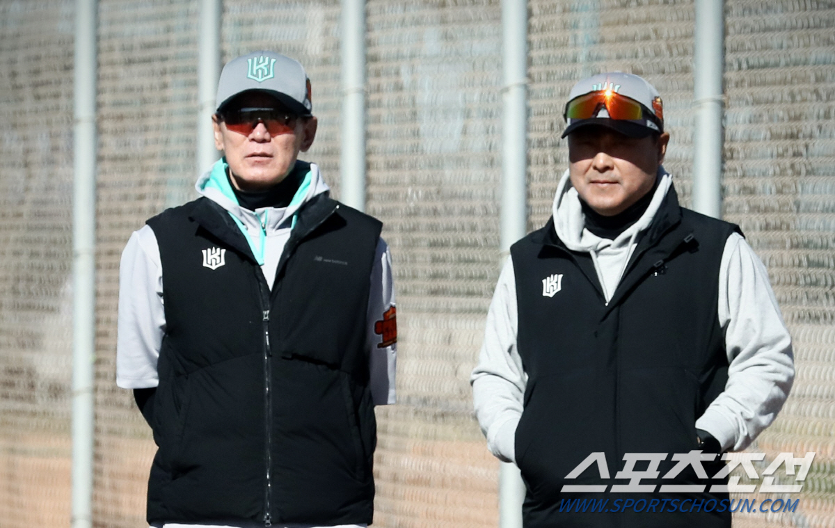 "선수들 최소한으로 안다치게 하겠다고 했는데..." 팀 떠난 감독과 약속…