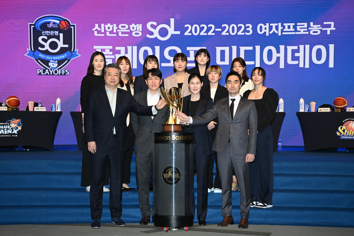 여자농구 4강 PO, '인연의 대결'이라 불리는 이유는?