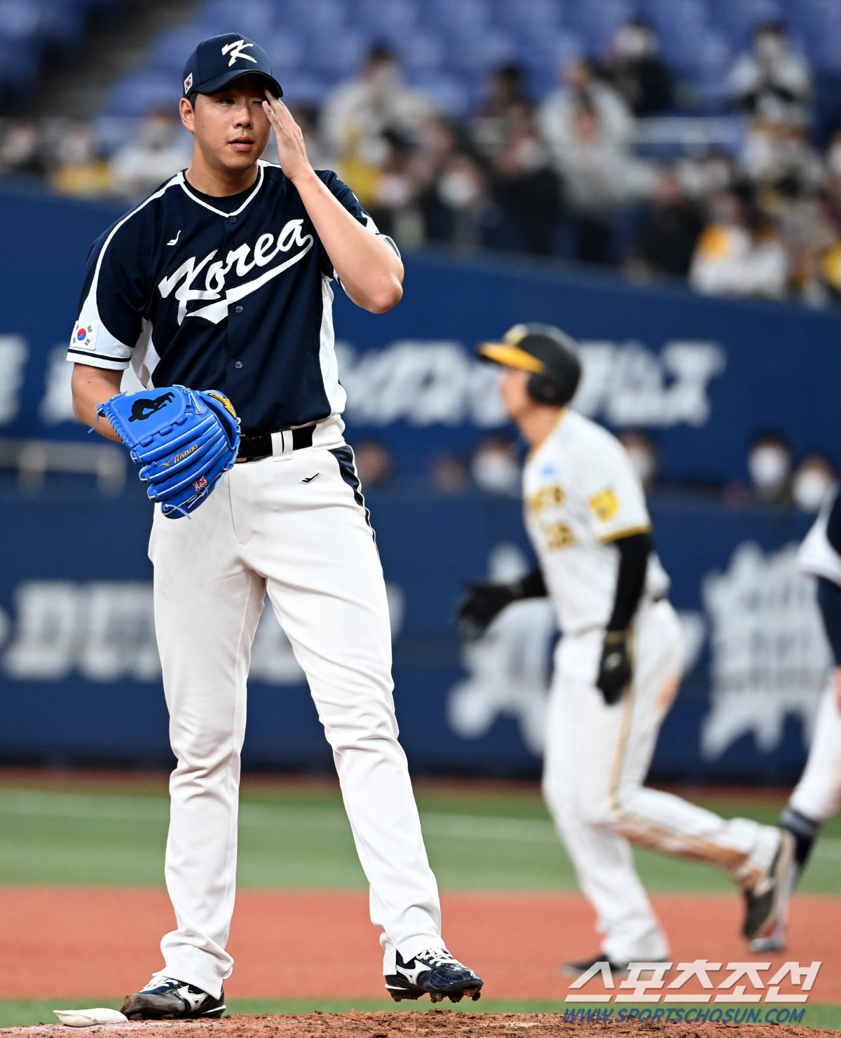 7,8회 6실점 한국. 158㎞ 세이브왕, 157㎞ 홀드왕은 어디 있었나…